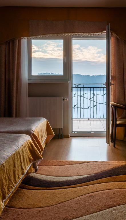 Hotel Na Skarpie Mikołajki